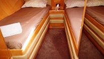 Bristolian -  Twin Cabin